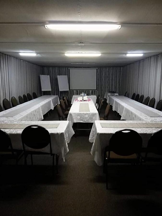 Dove'S Nest Guest House Kempton Park Esterno foto