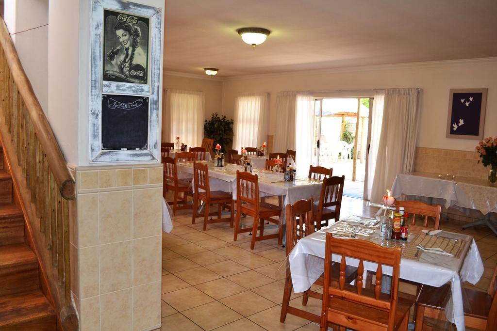 Dove'S Nest Guest House Kempton Park Esterno foto