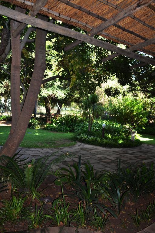 Dove'S Nest Guest House Kempton Park Esterno foto